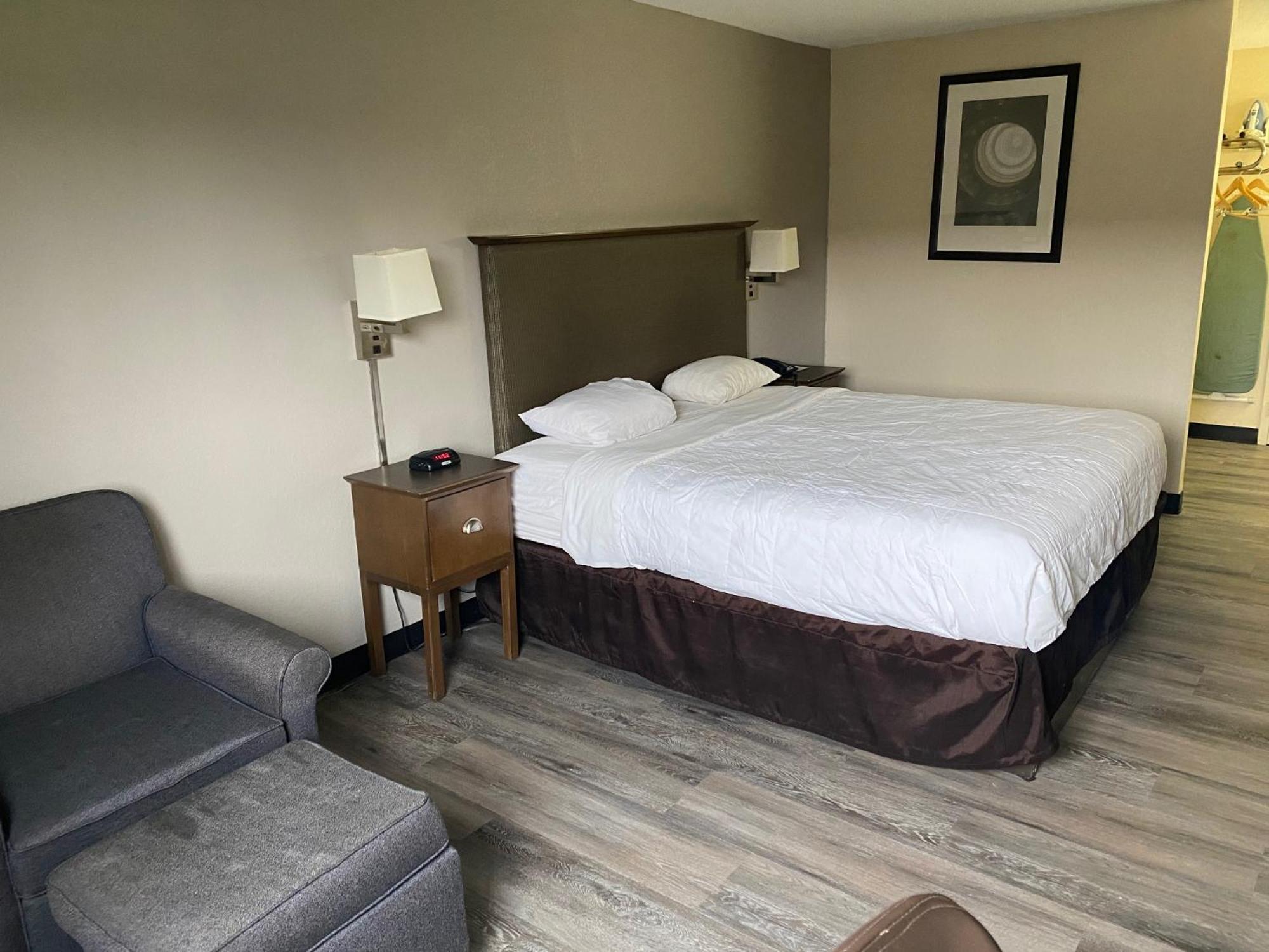Motel 6 Rochester - Airport Bagian luar foto